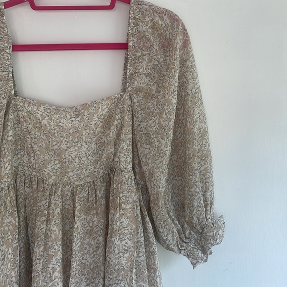 Stunning square neck, patterned midi dress - Picture 3 of 5